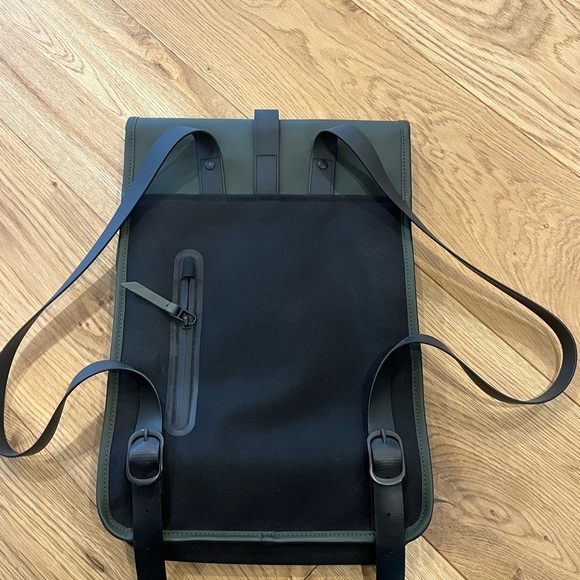 SOLD - Rains backpack - Picture 2 of 3
